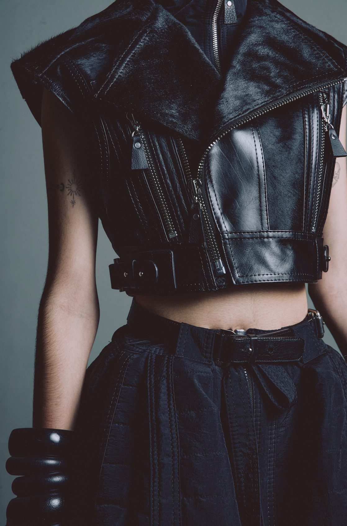 MINI VEST LEATHER
