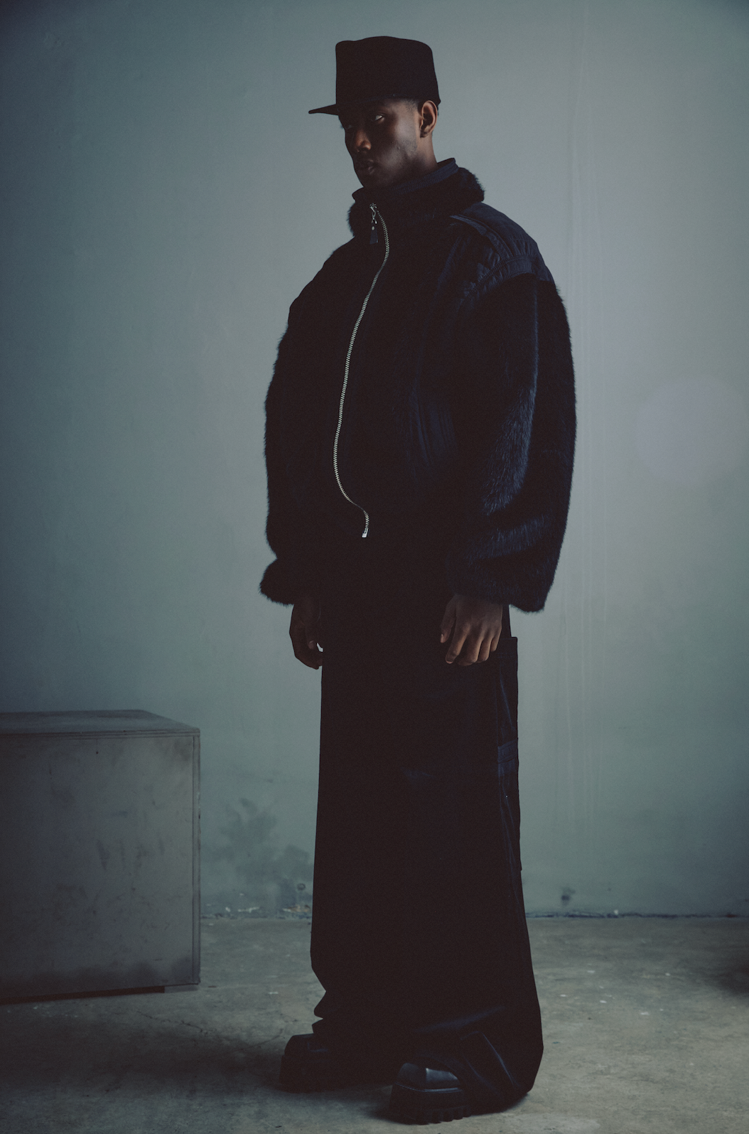 CORDUROY BLACK PANT