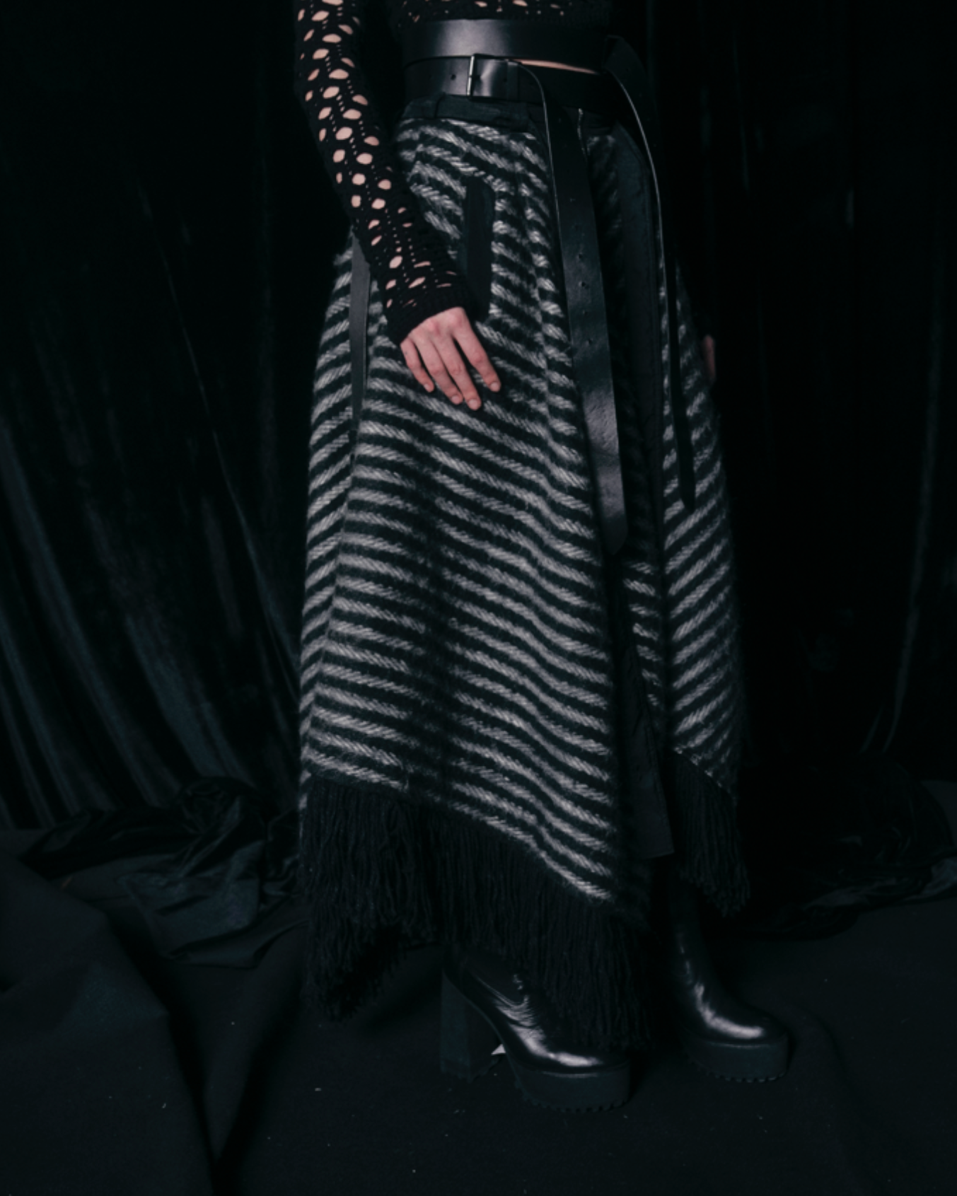 RUANA SKIRT